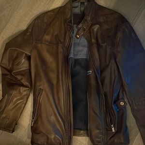 Massimo Dutti Men’s Leather Jacket